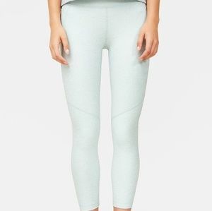 Outdoor Voices 3/4 Legging (size L)